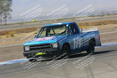 media/Oct-01-2022-24 Hours of Lemons (Sat) [[0fb1f7cfb1]]/10am (Front Straight)/